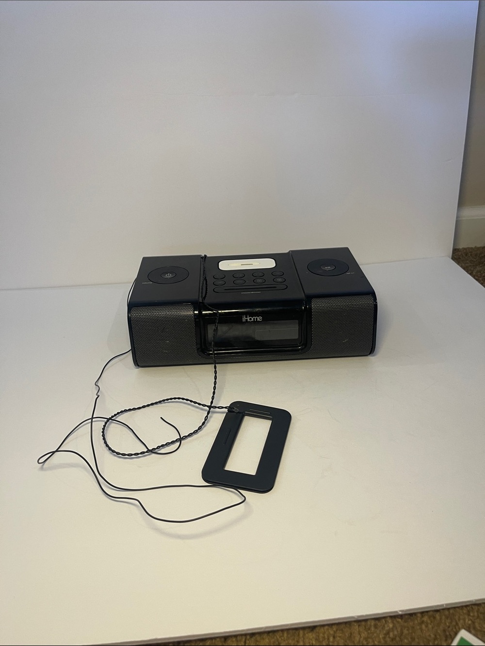 iHome Black Alarm Clock Speaker Dock with Remote - Picture 2 of 3